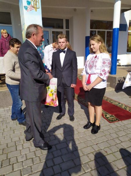 img-1ab3c23f07b75ed6878c0adec3b887c0-v