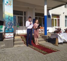 img-d298a995c9c74083881c78ba450bddd7-v